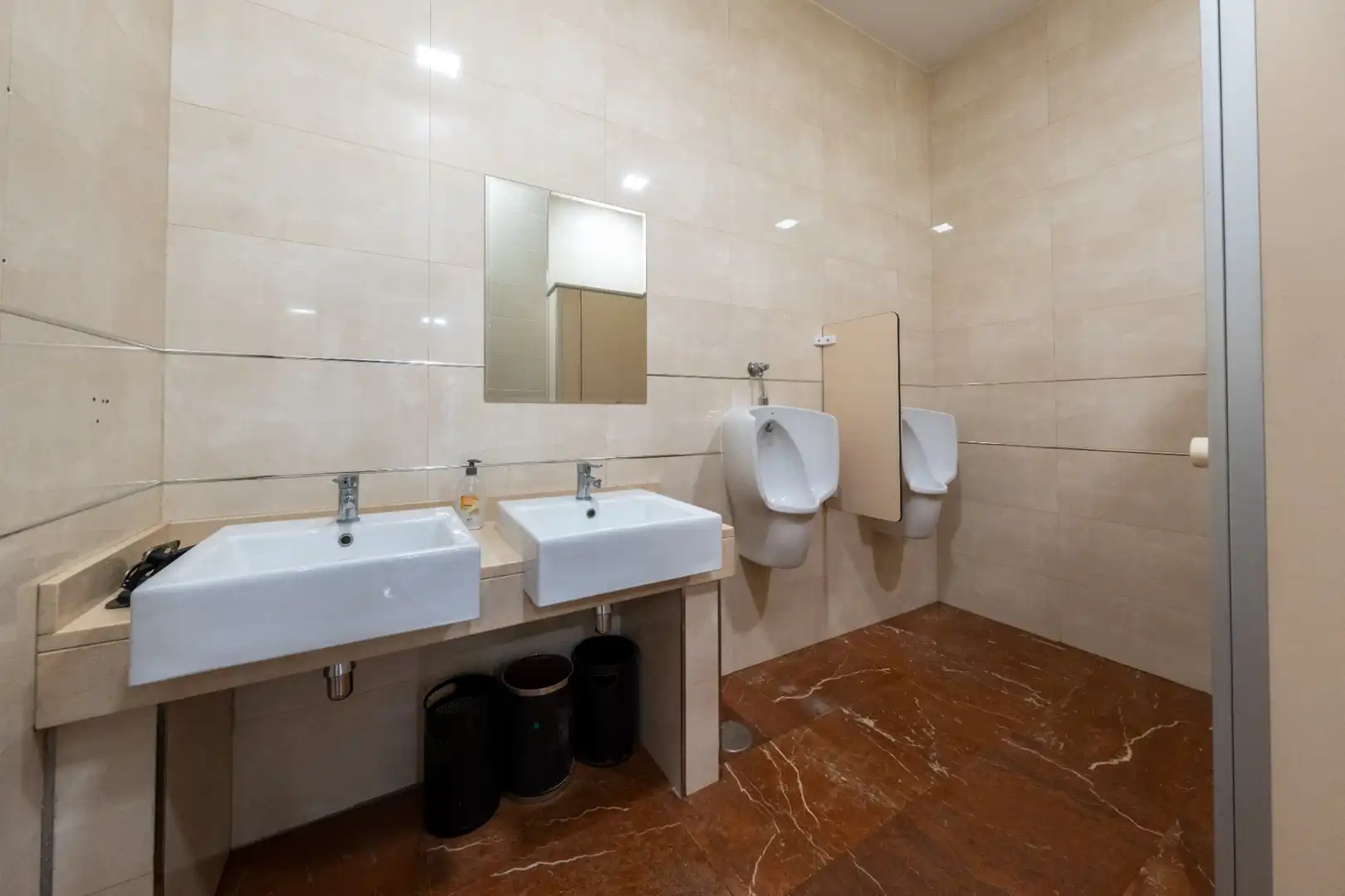 Office space with lift for sale in Calle Bravo Murillo, imagen 99