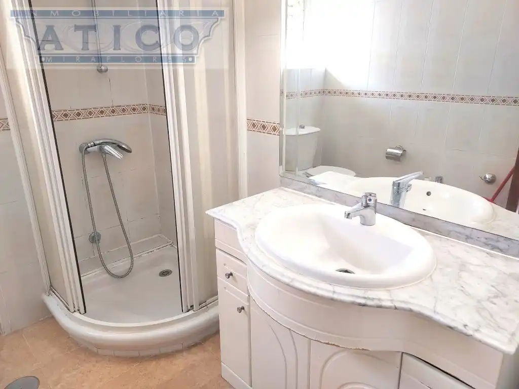 Bathroom of Flat for sale in Sevilla
