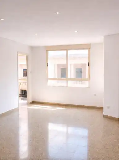 Habitación de Piso en venta en Tavernes de la Valldigna con Balcón