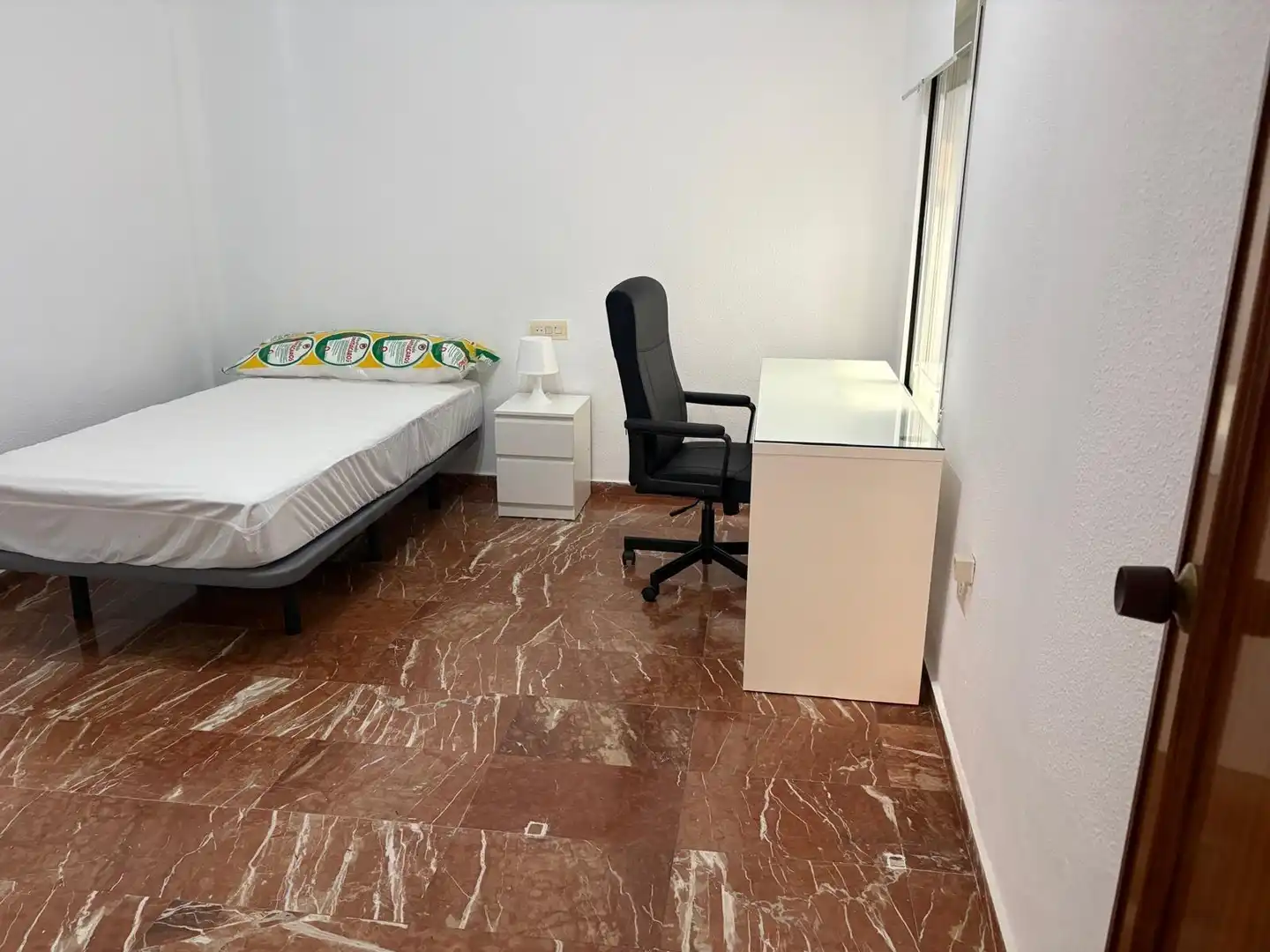 Habitación en Calle Calle Acera del Darro, 94, 6º F, Fígares