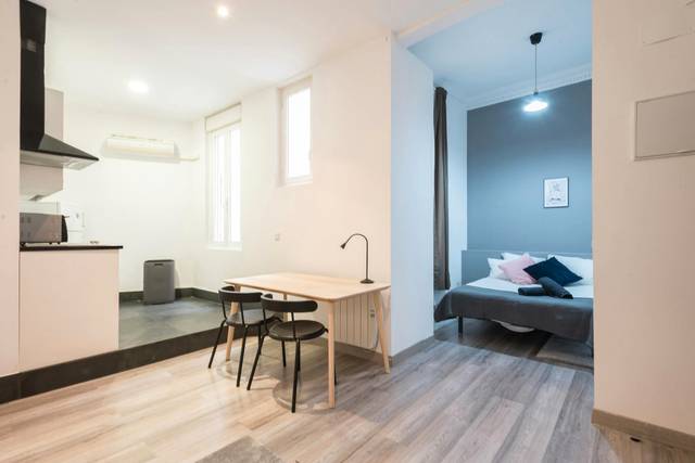 Piso en Alquiler en N/A en Sol