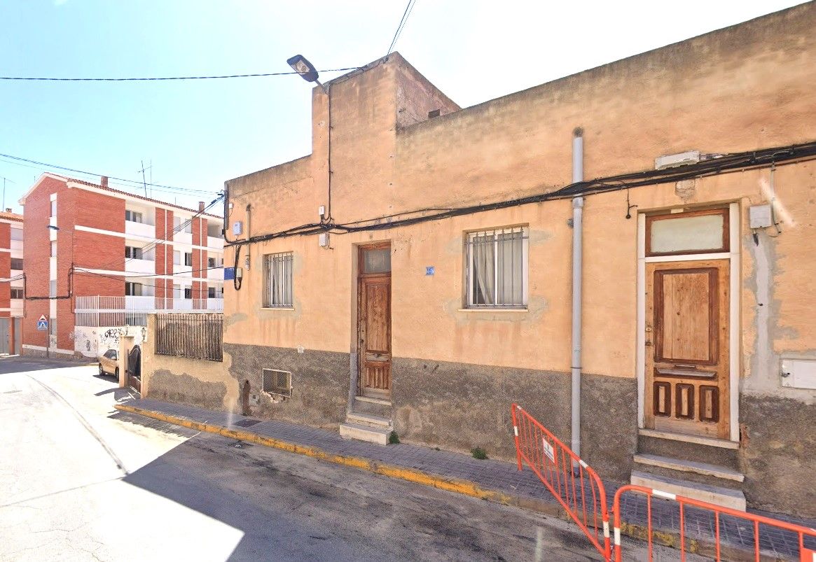 Vista exterior de Pis en venda en Crevillent