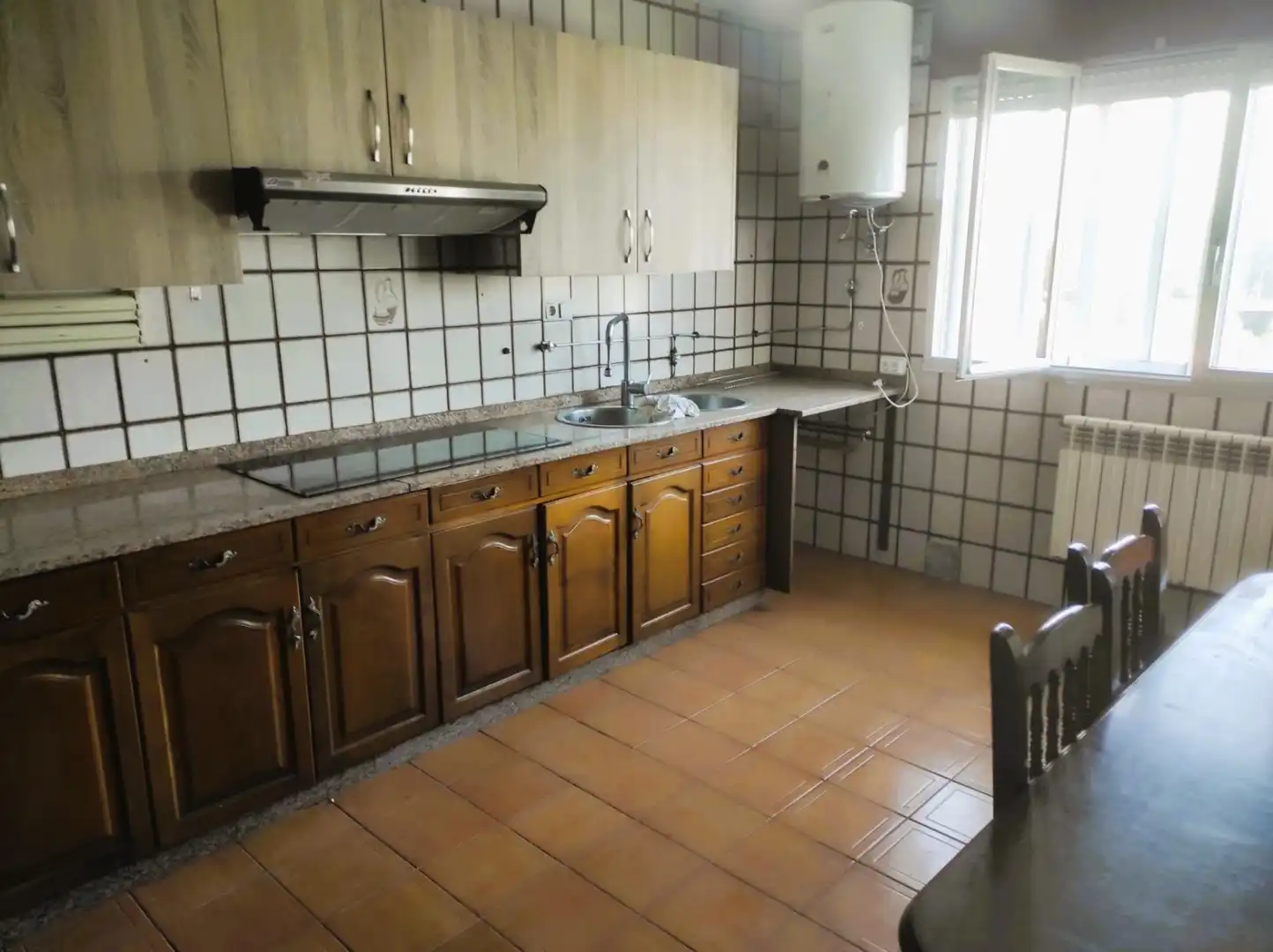 Casa amb terrassa en venda a Campus Sur - Santa Marta, imagen 2