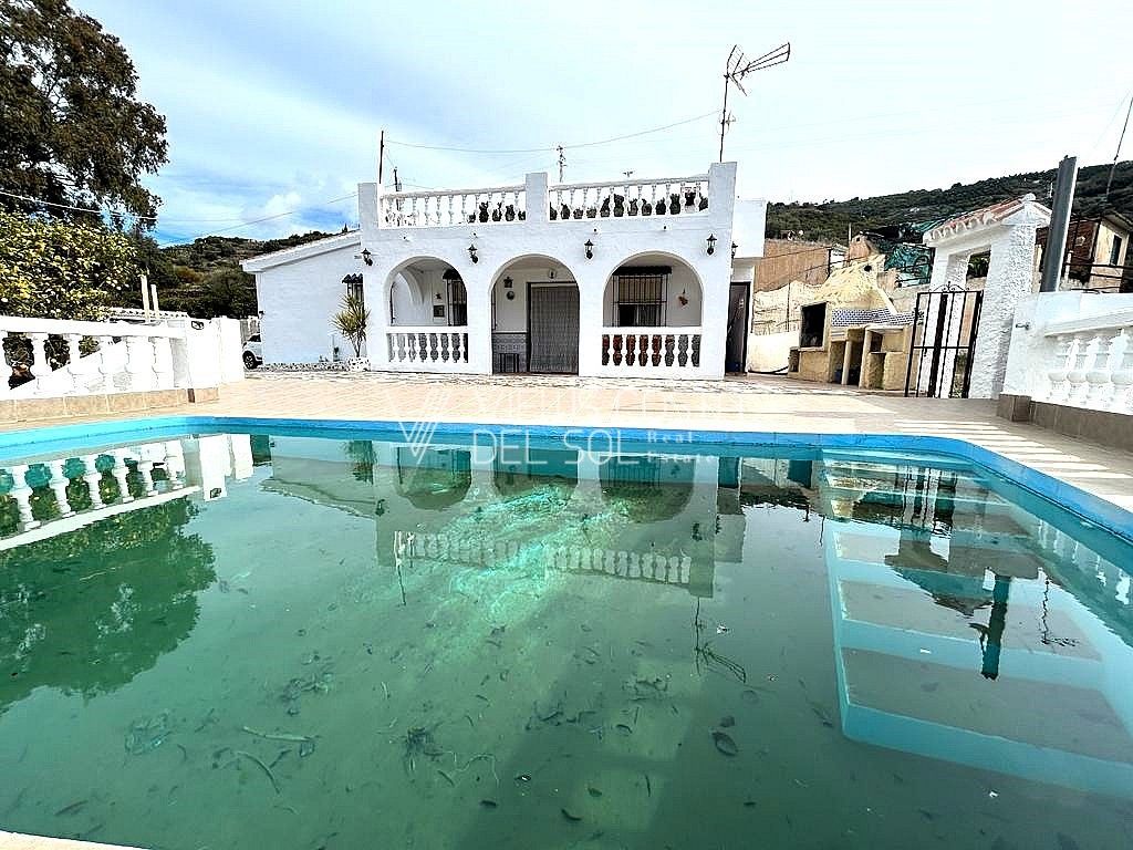 House or chalet for sale in Torrox Pueblo, Torrox