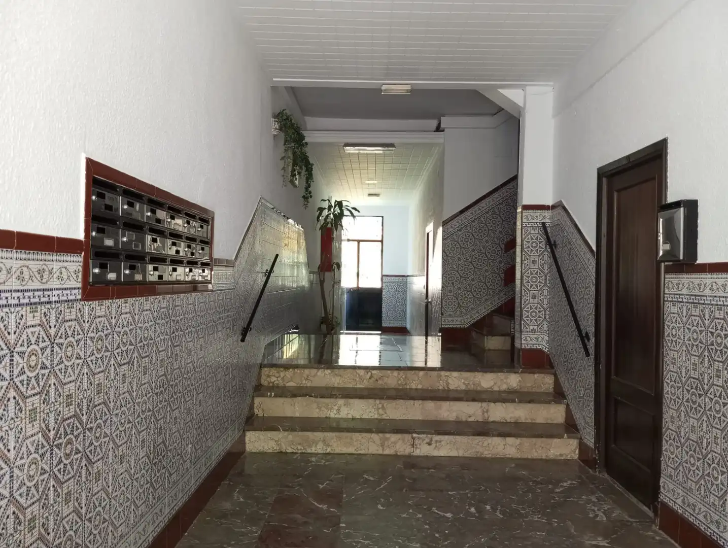 Flat for sale in Sevilla  with Air Conditioner, Storage room and Balcony