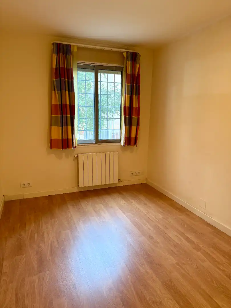 Dormitori de Dúplex en venda en Barcelona amb Calefacció, Parquet i Terrassa
