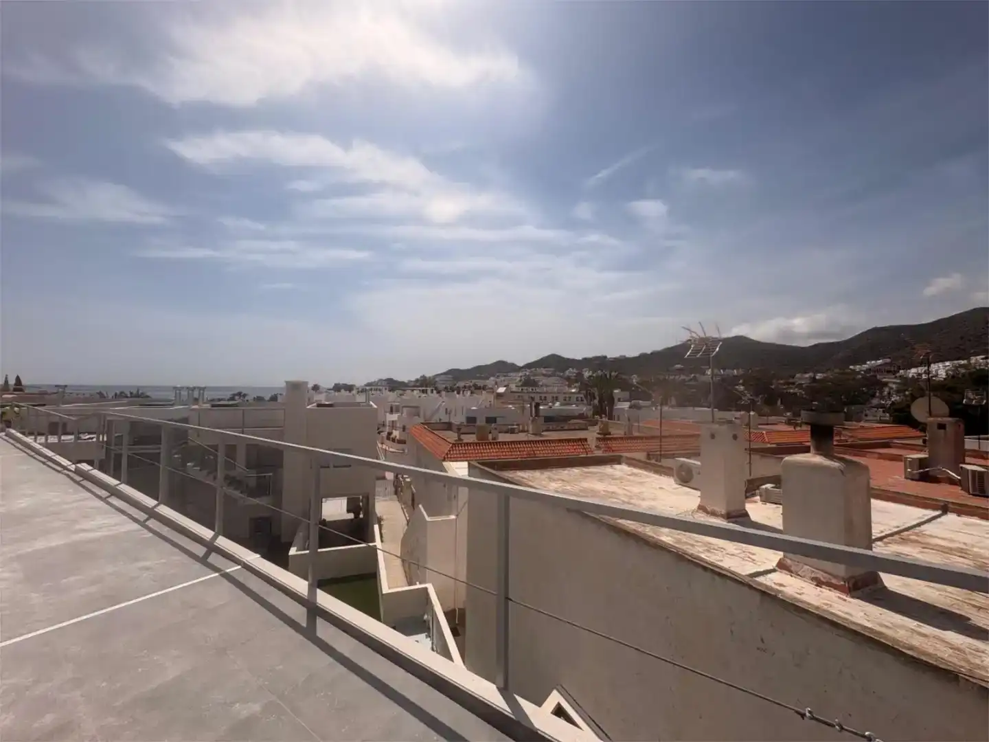 Außenansicht von Wohnung zum Verkauf in Níjar mit Klimaanlage, Schwimmbad und Balkon