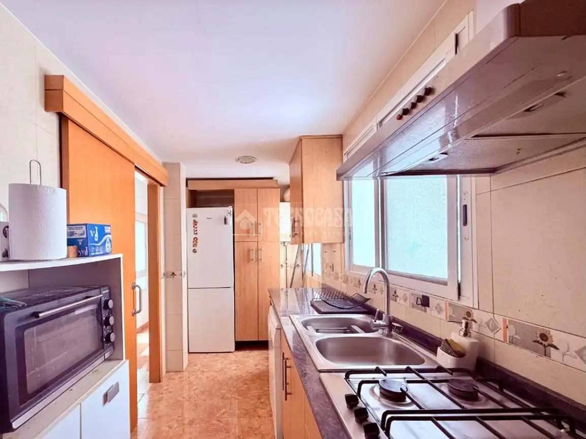 Küche von Wohnung zum Verkauf in Mislata mit Klimaanlage, Möbliert und Balkon