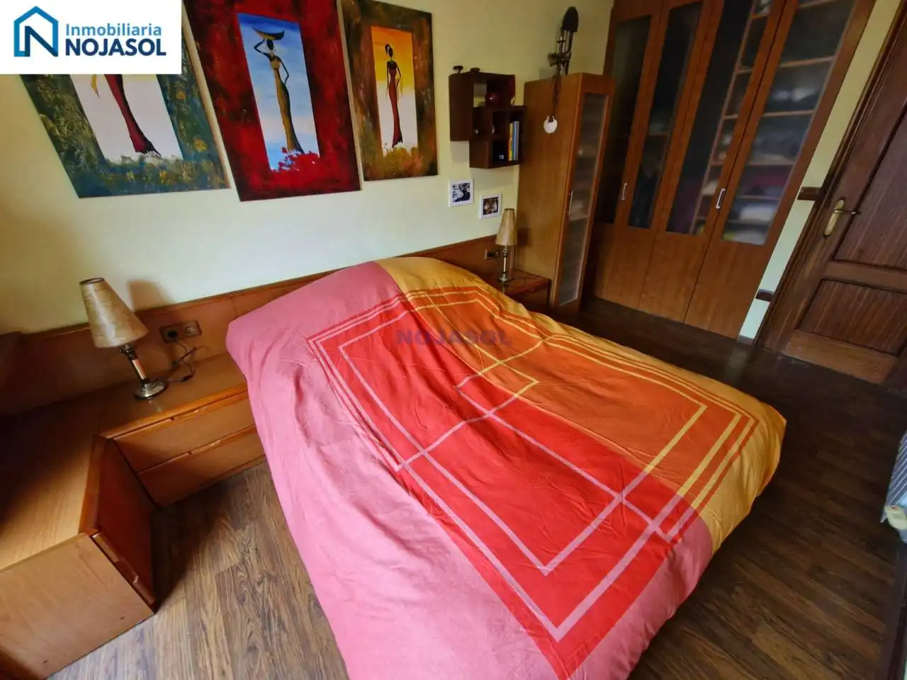 Dormitori de Apartament en venda en Noja amb Calefacció, Terrassa i Moblat