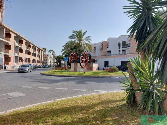 Local comercial en Alquiler en Centro