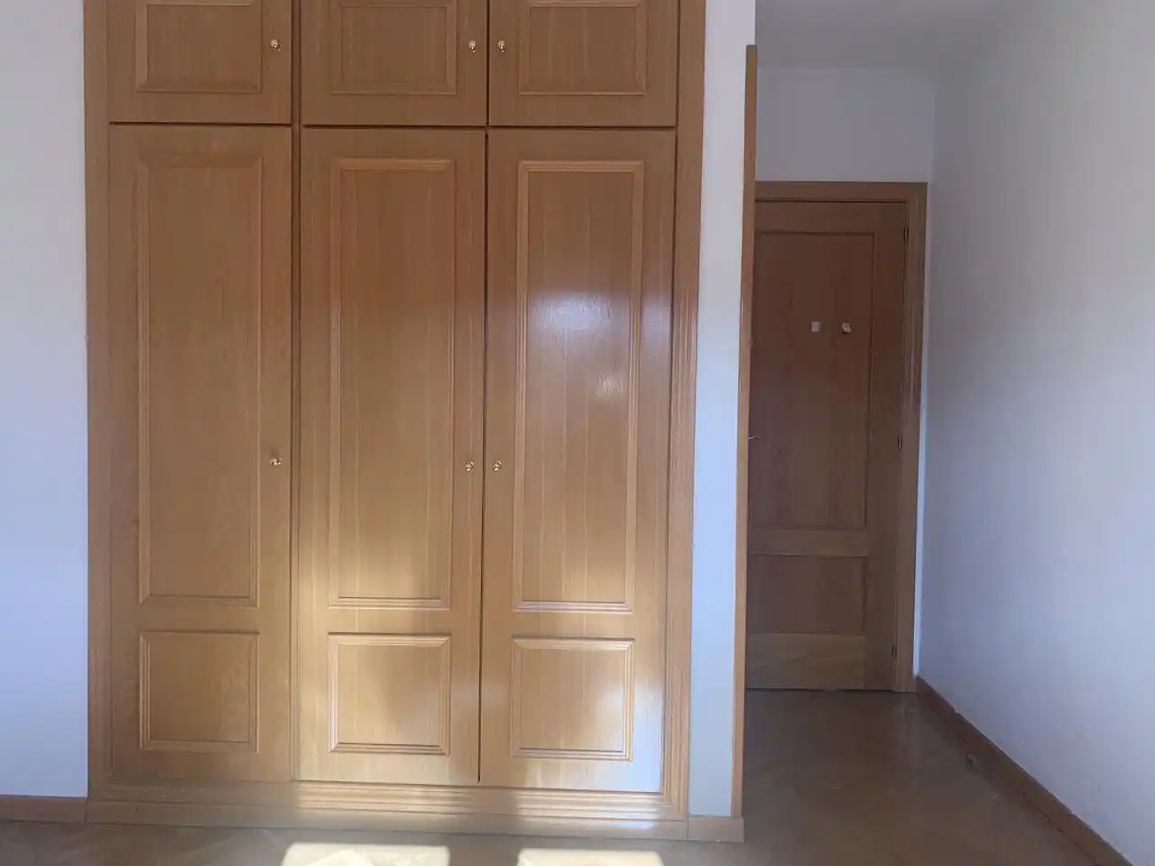 Habitación de Piso de alquiler en Manzanares El Real con Parquet, Terraza y Piscina comunitaria