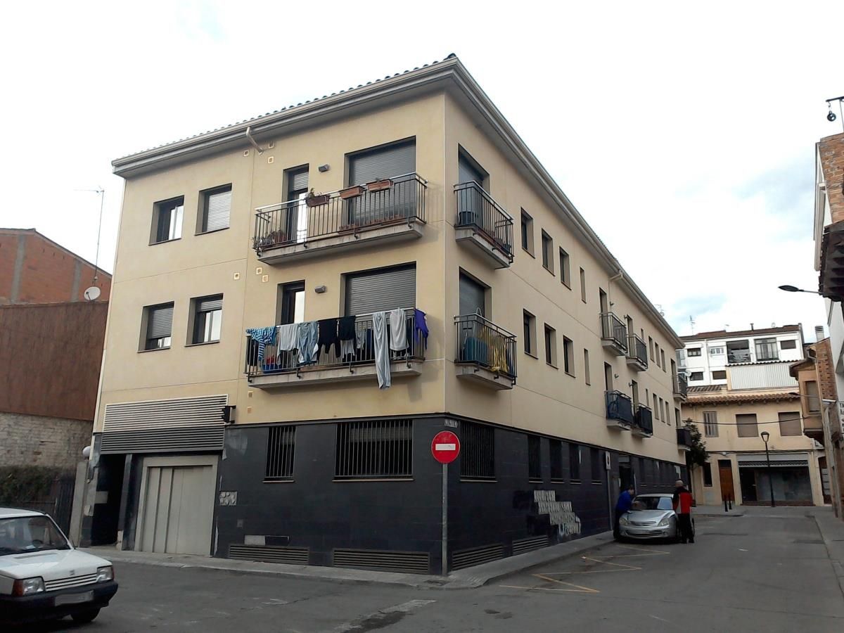 Vista exterior de Garatge en venda en Llinars del Vallès