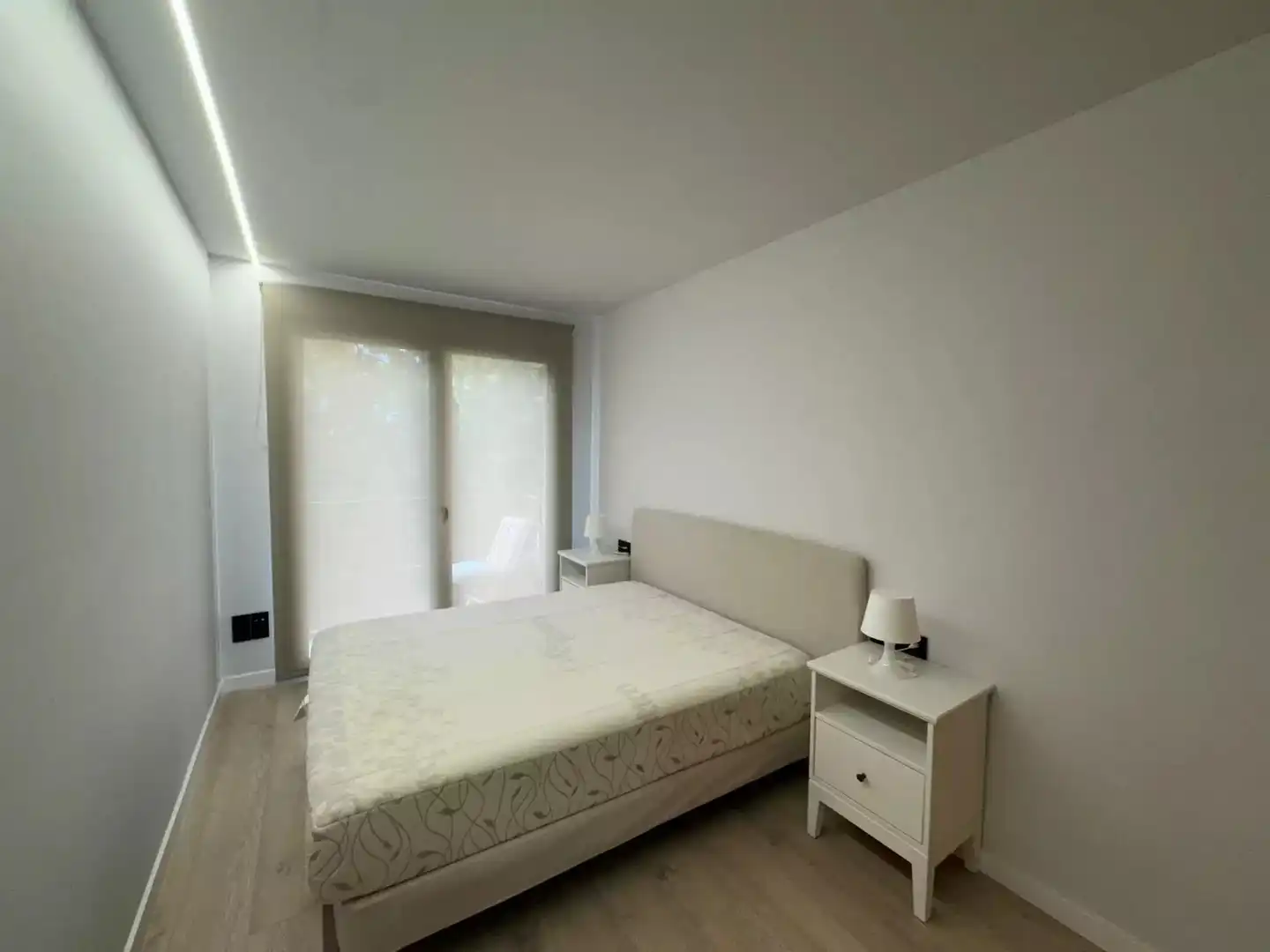 Bedroom of Flat for rent in Figueres  with Air Conditioner, Heating and Parquet flooring