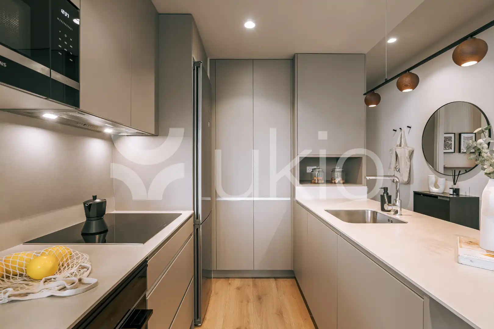 Cuina de Apartament de lloguer en Madrid amb Aire condicionat, Calefacció i Terrassa