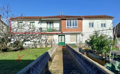 Exterior view of Single-family semi-detached for sale in Los Corrales de Buelna 