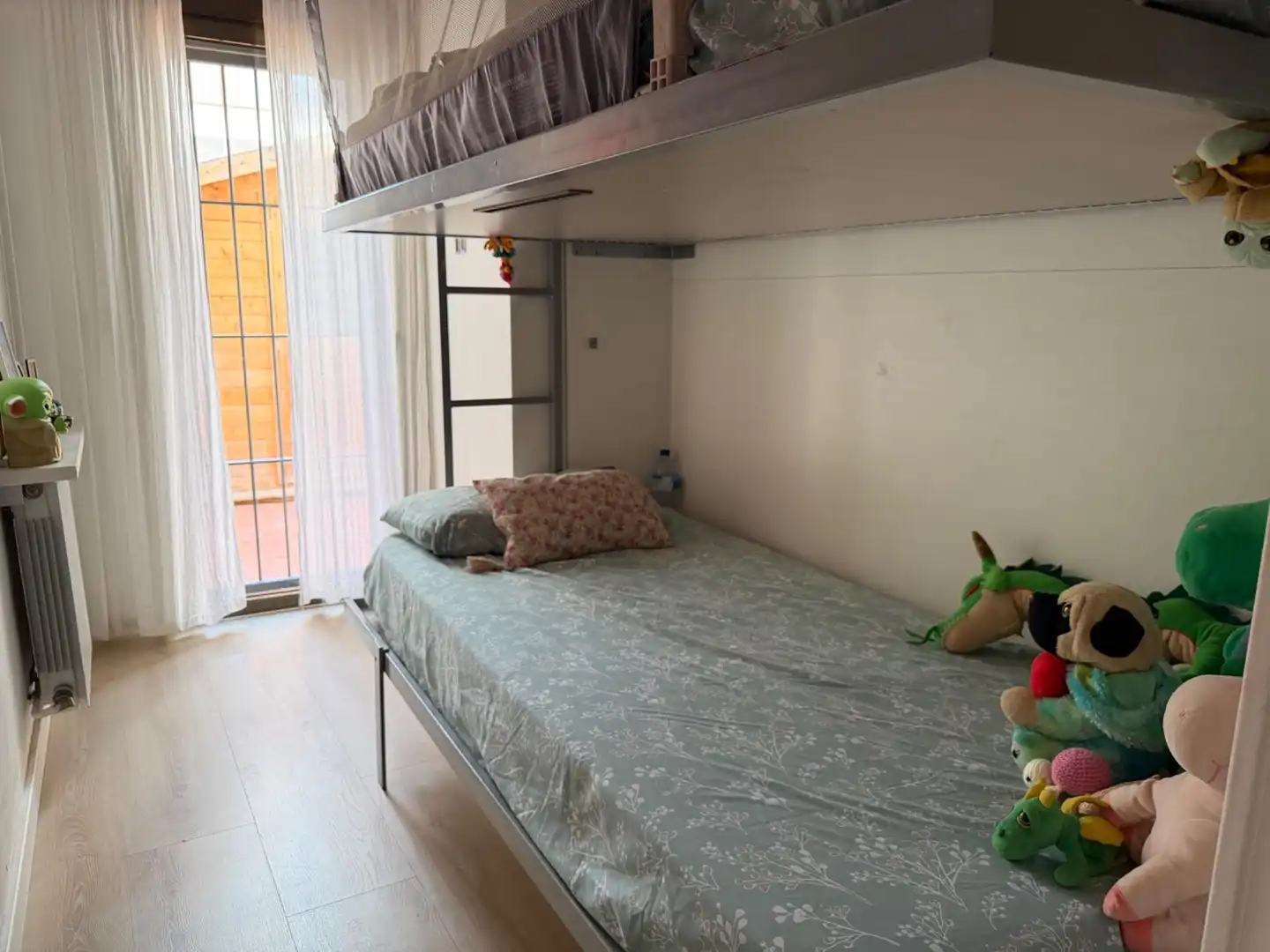 Dormitori de Pis en venda en Mataró amb Aire condicionat, Calefacció i Parquet