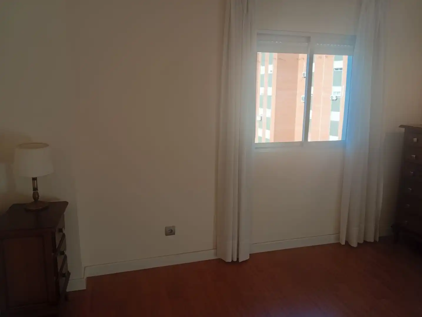 Schlafzimmer von Wohnung zur Miete in Málaga mit Klimaanlage, Heizung und Möbliert