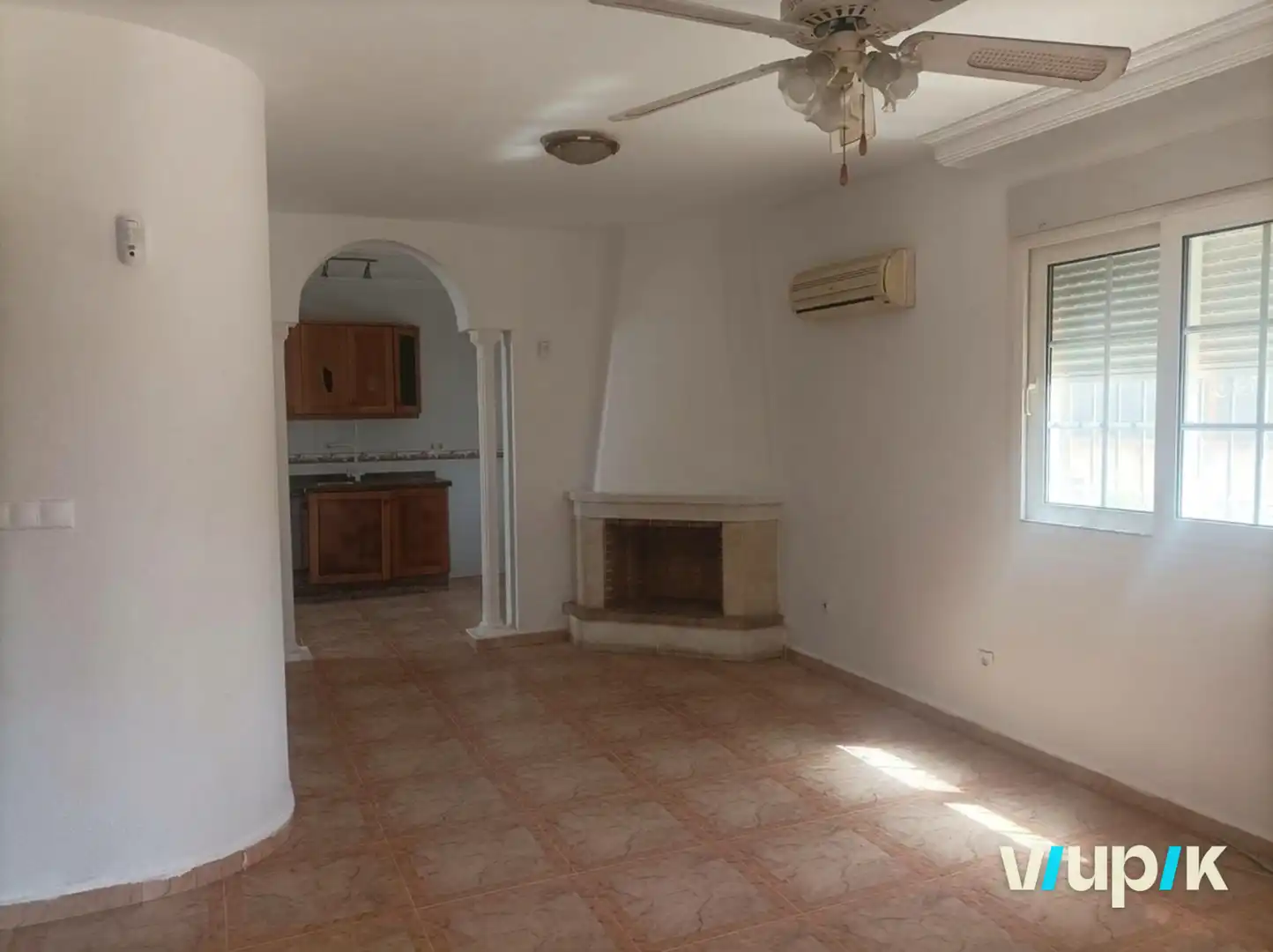 Sala d'estar de Casa o xalet en venda en Orihuela amb Jardí privat i Piscina comunitària