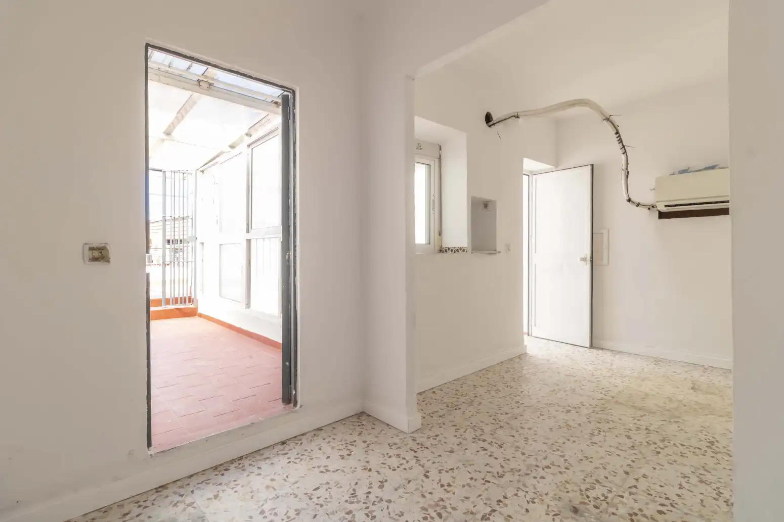 Casa adosada en venda en Sevilla amb Terrassa i Balcó