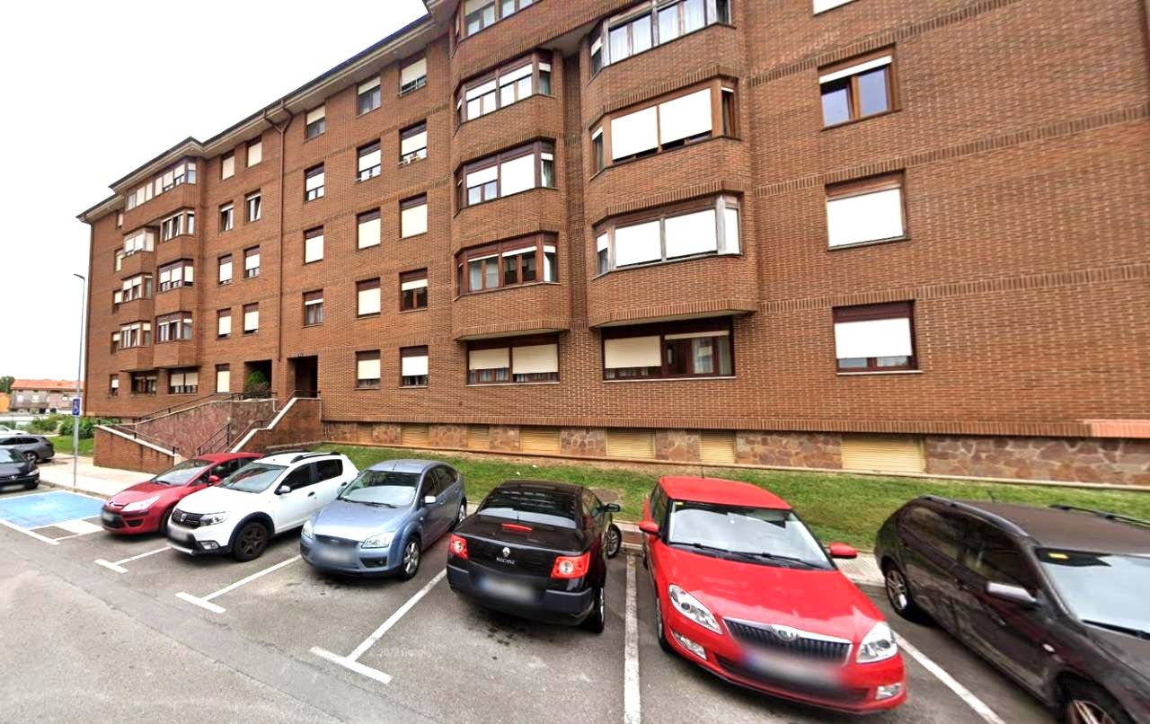 Aparcament de Garatge en venda en El Astillero  