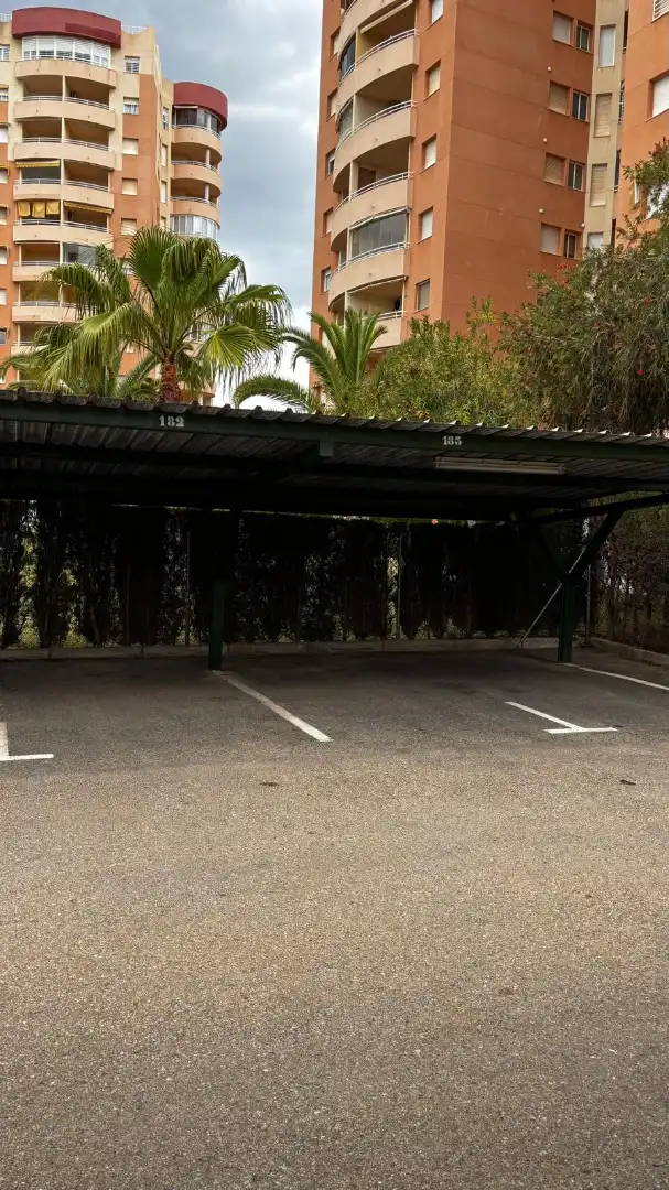 Parking de Apartamento en venta en Orihuela con Aire acondicionado, Calefacción y Amueblado