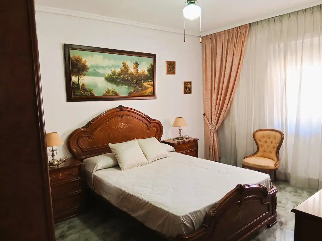 Habitación de Piso en venta en Valencia con Aire acondicionado, Amueblado y Horno