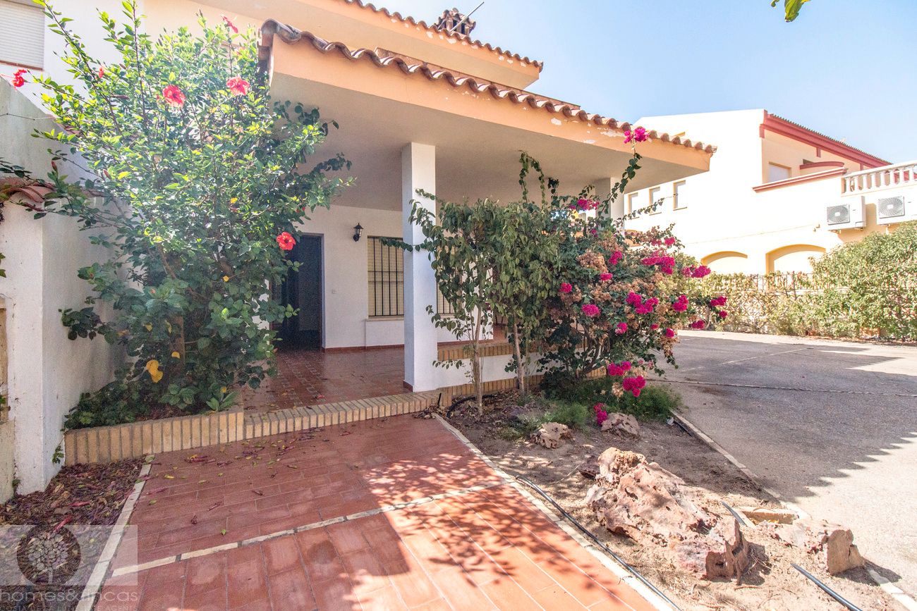 Jardí de Casa o xalet en venda en Ayamonte amb Jardí privat, Terrassa i Piscina