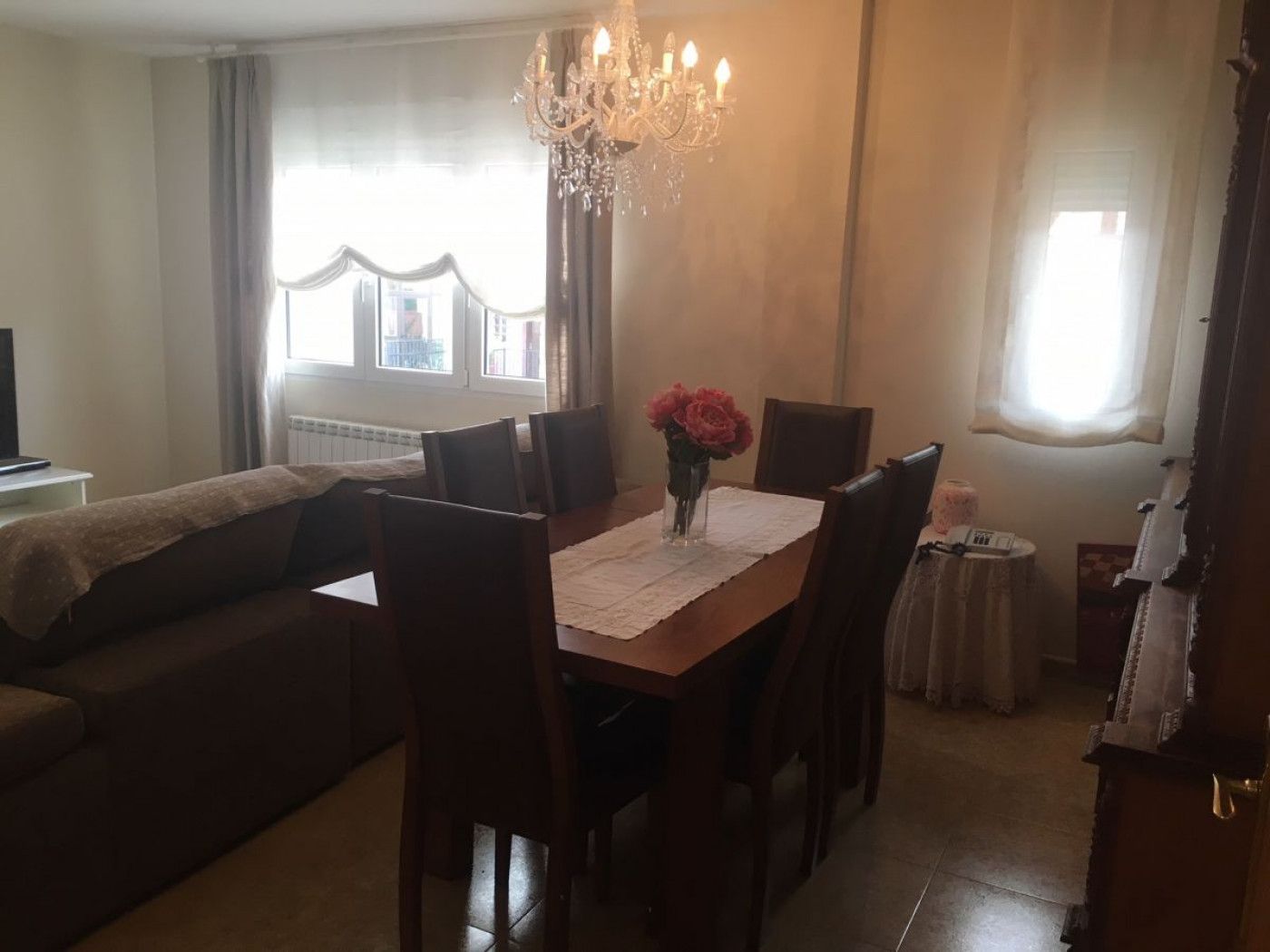 Menjador de Casa adosada en venda en Mojados amb Calefacció, Traster i Balcó