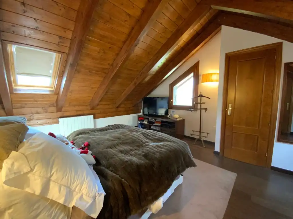 Schlafzimmer von Wohnungen zum Verkauf in Benasque mit Terrasse