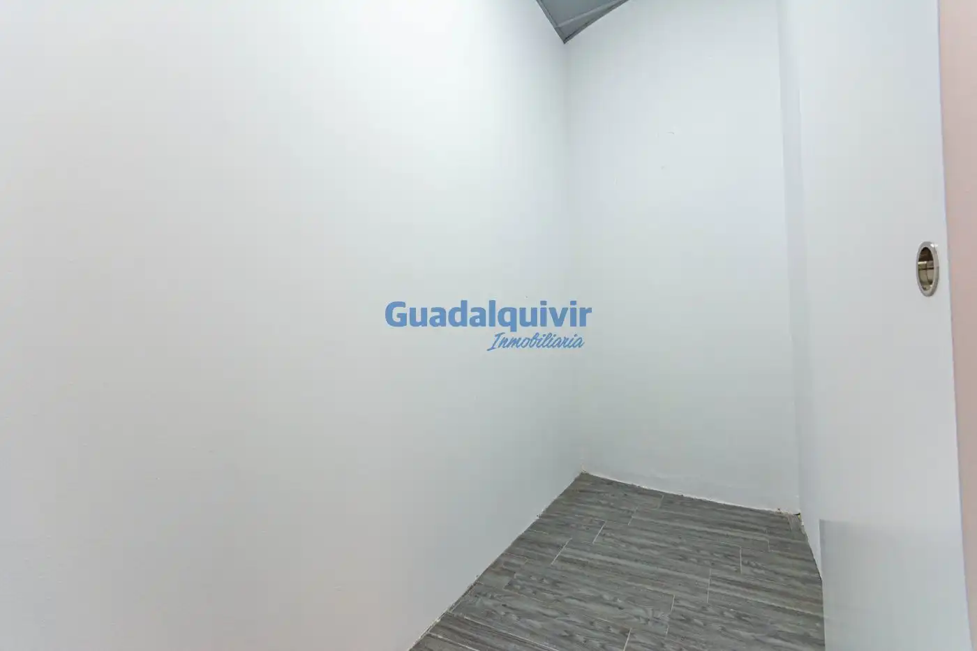 Local de lloguer en Sevilla amb Aire condicionat