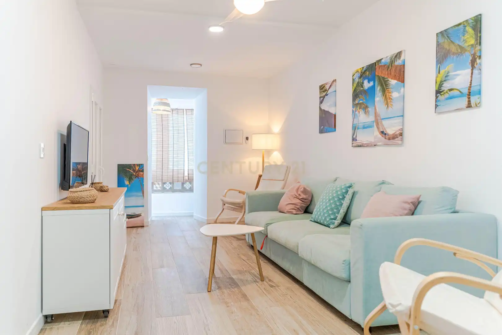 Sala de estar de Casa o chalet en venta en Almuñécar con Aire acondicionado, Lavadora y Microondas