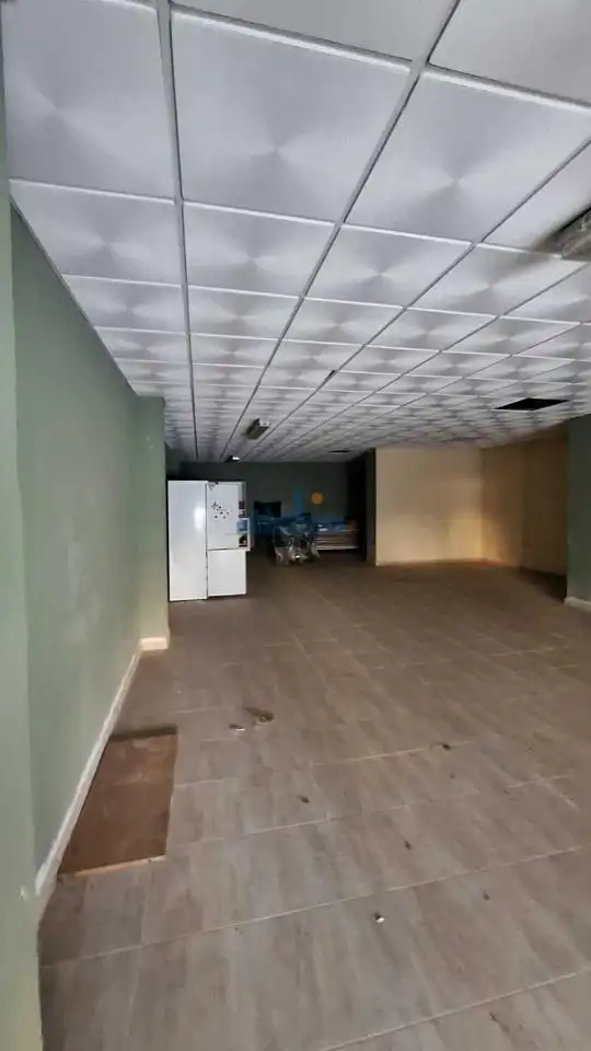 Local comercial de lloguer a Jaume I, imagen 6