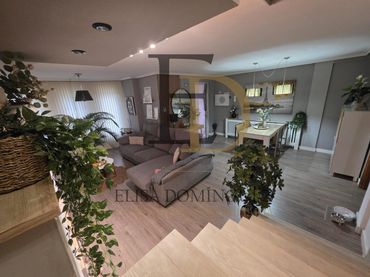 Casa pareada con jardín en venta en Alba de Tormes