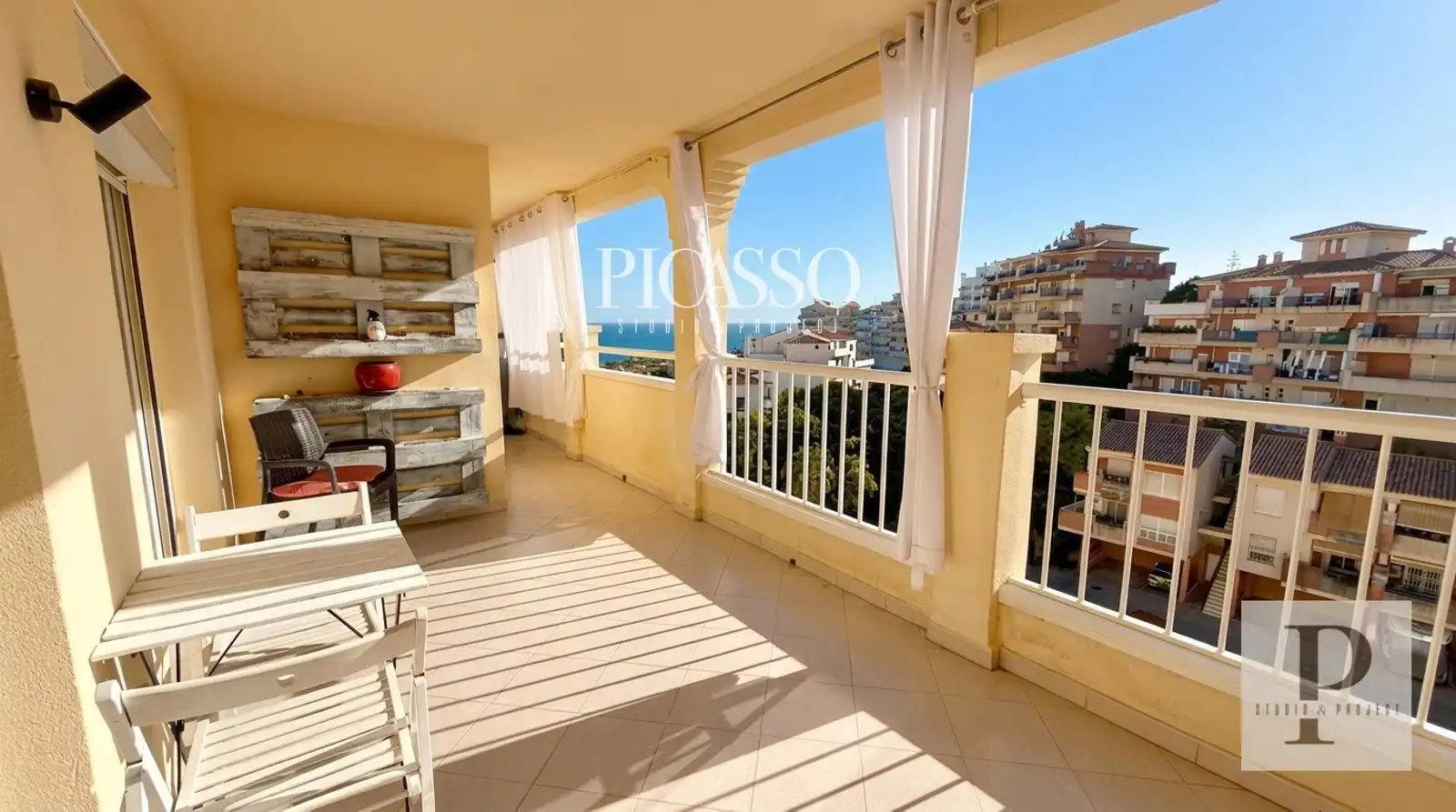 Flat with pool for sale in Torrequebrada, imagen 4