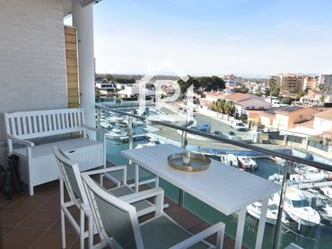 Pis amb piscina en venda a DEL CAP DE LA GOLA