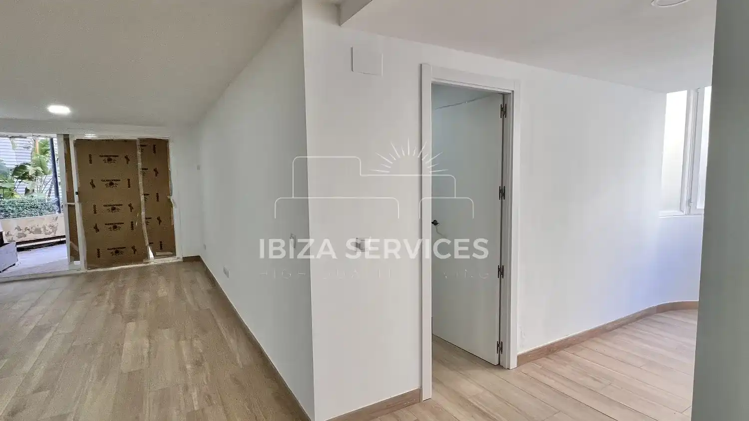Flat for sale in Eivissa  with Air Conditioner, Private garden and Swimming Pool