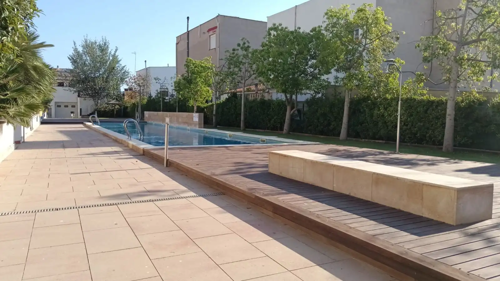 Piscina de Pis en venda en Sant Jaume d'Enveja amb Aire condicionat, Calefacció i Parquet