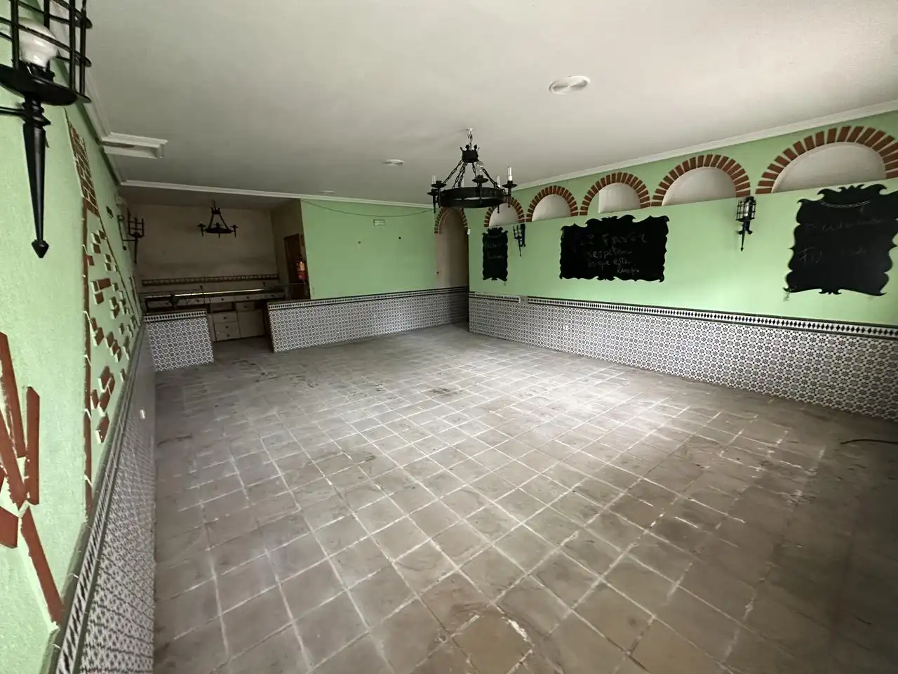 Local commercial à vendre à Carretera de Soria, imagen 4