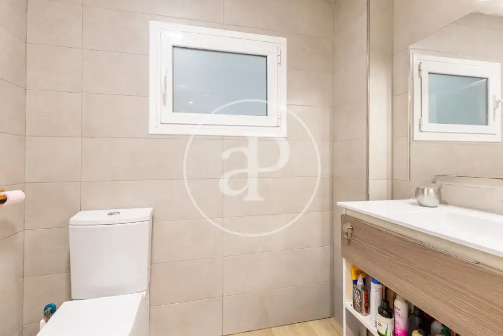 Baño de Piso en venta en Ciutat Vella 
