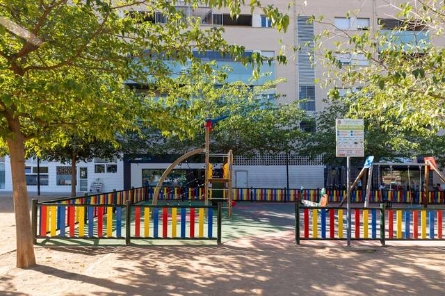 Local comercial en Venta en Plaza Catedrática Asunción Linares, 3 en Campus de la Salud