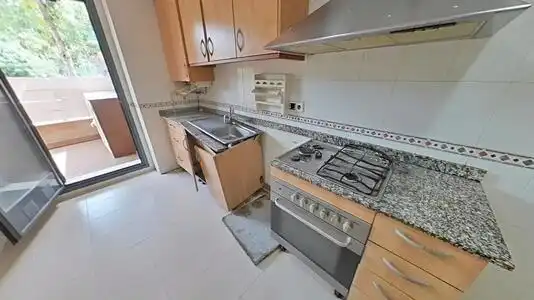 Cuina de Pis en venda en Polinyà amb Calefacció, Terrassa i Traster
