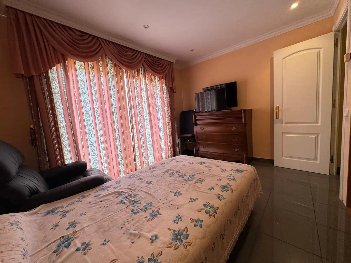 Bedroom of Houses for sale in Pallejà  with Air Conditioner, Heating and Private garden