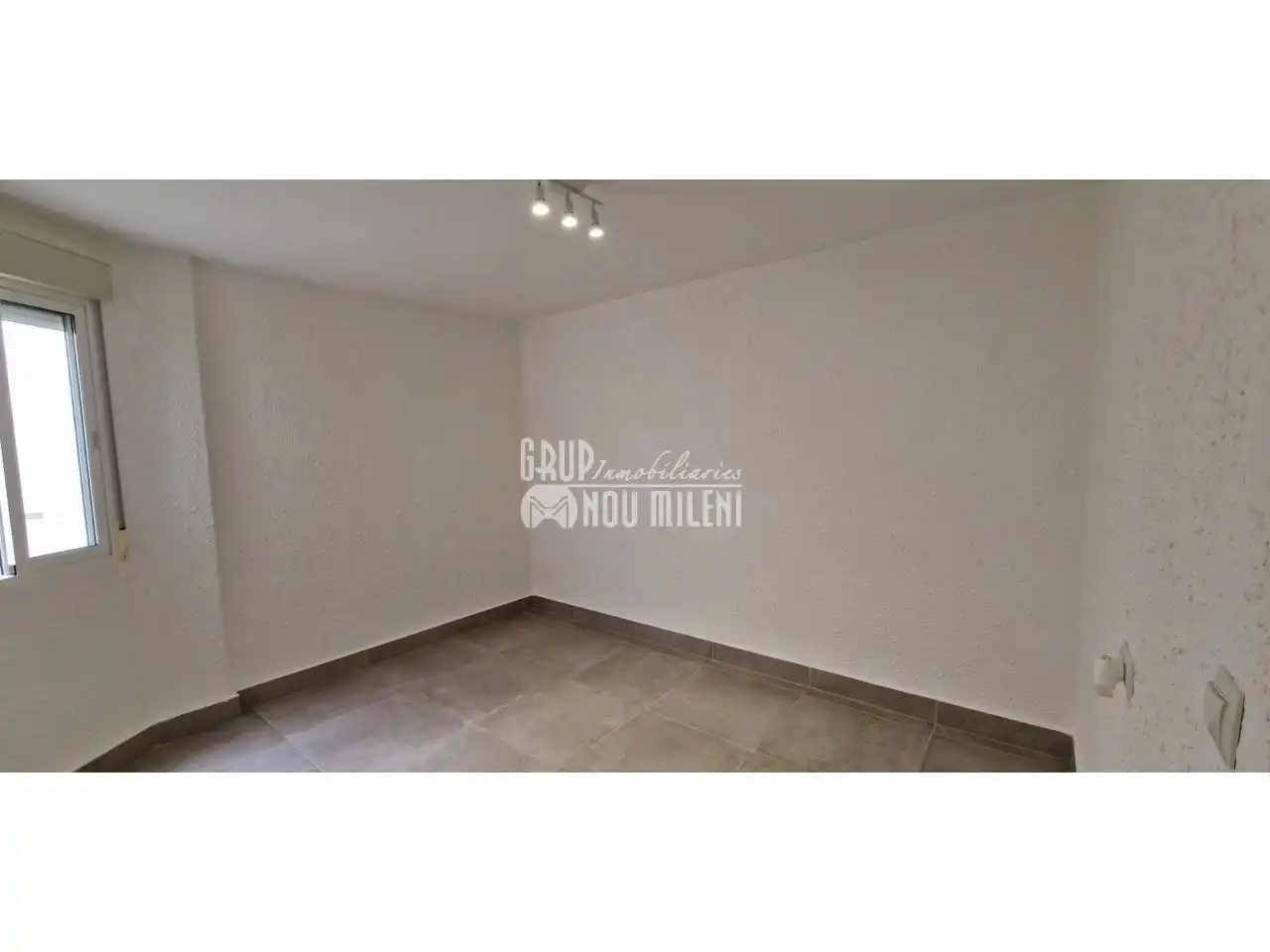 Habitación de Piso de alquiler en Catarroja con Aire acondicionado, Calefacción y Balcón