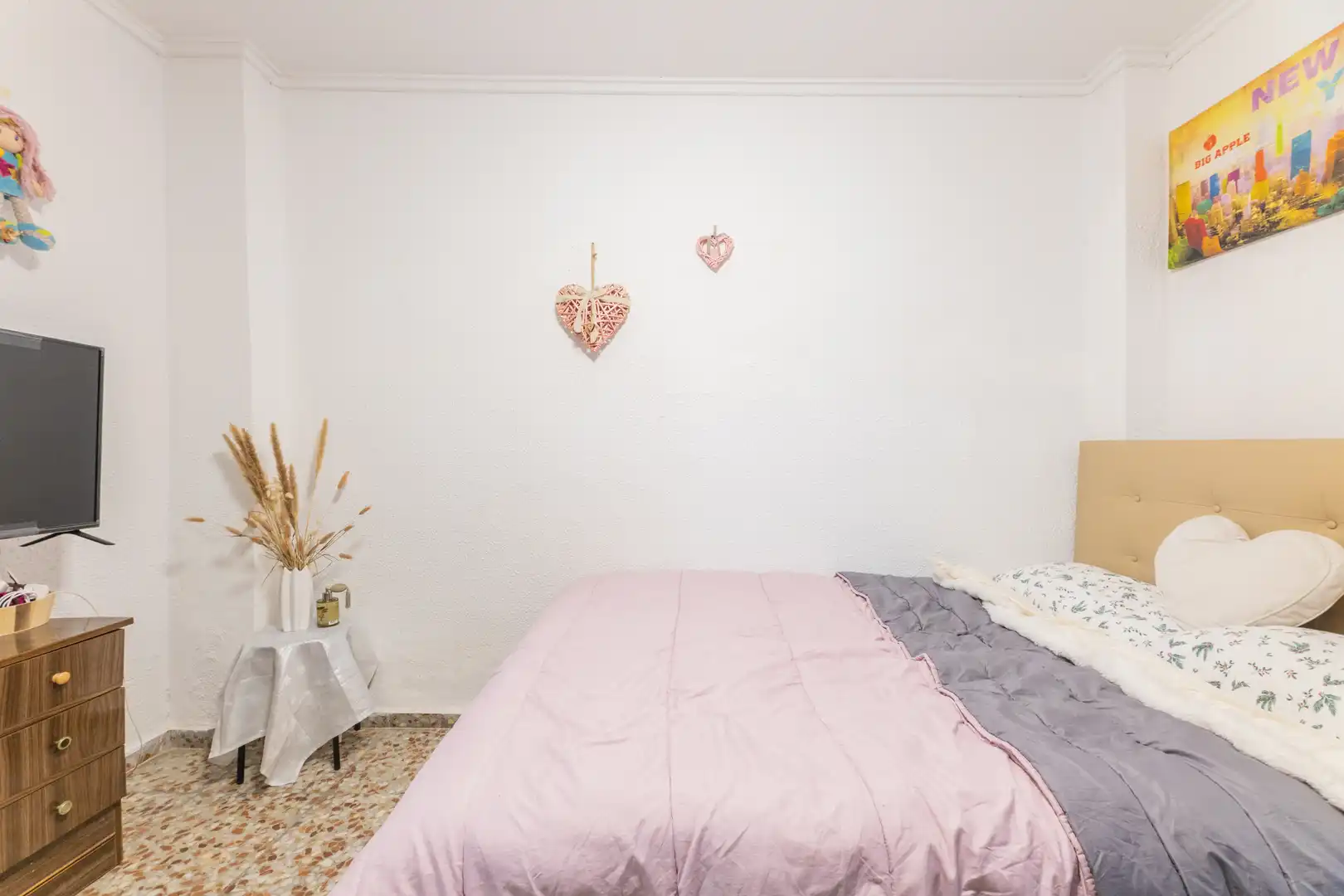 Bedroom of Flat for sale in Valencia