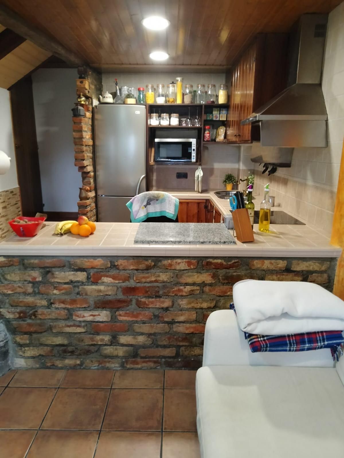 Cuina de Casa o xalet en venda en Abanto y Ciérvana-Abanto Zierbena amb Calefacció, Terrassa i Traster