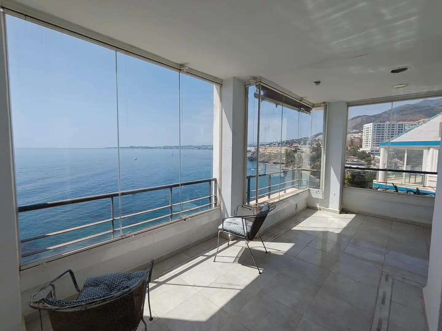 Terrasse von Wohnung zur Miete in Benalmádena mit Klimaanlage, Terrasse und Gemeinschaftspool