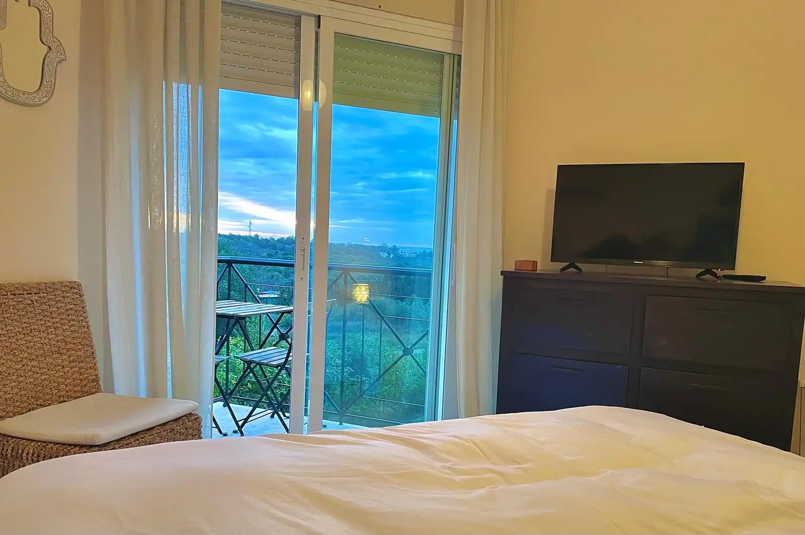 Apartamento con piscina en venta en Estepona Pueblo, imagen 7
