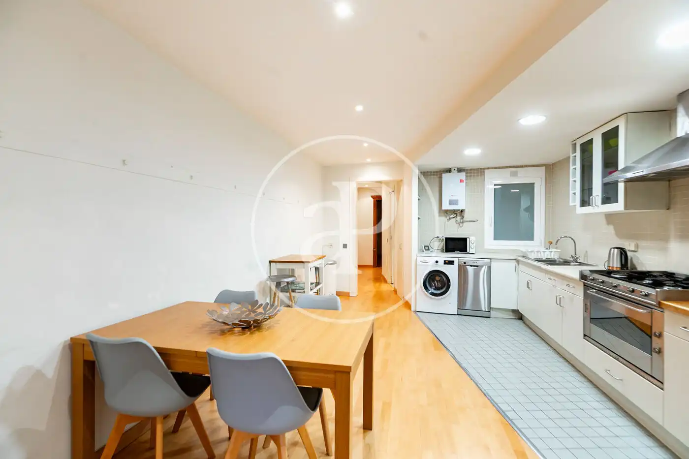 Küche von Wohnung zum Verkauf in Barcelona mit Klimaanlage, Heizung und Möbliert