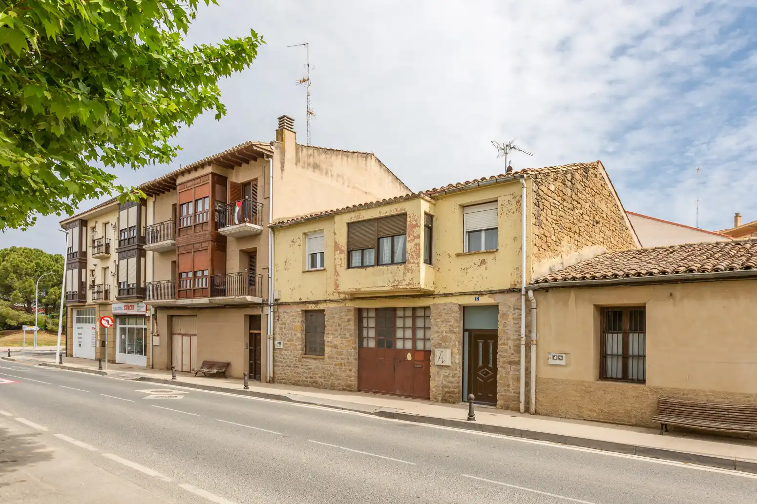 Vista exterior de Casa o xalet en venda en Tafalla amb Parquet