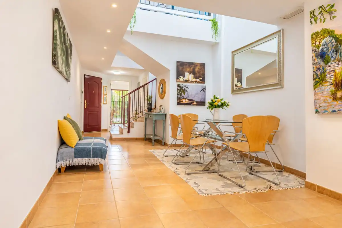 Maison mitoyenne avec piscine à vendre à La Alcaidesa, imagen 2